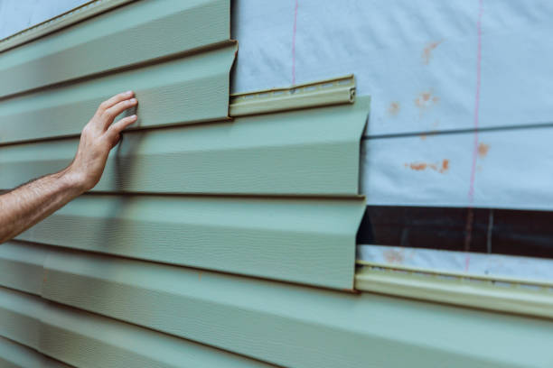 Best Vinyl Siding Installation  in Farmers Loop, AK